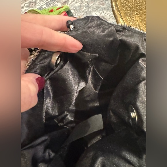 TJMaxx beaded mini bag NWT - Picture 3 of 7